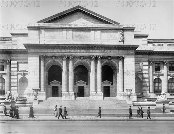 Entrance, New York Public Library, Main Branch, Fifth Avenue, New York City, New York, USA, Detroit Publishing Company, early 1910's