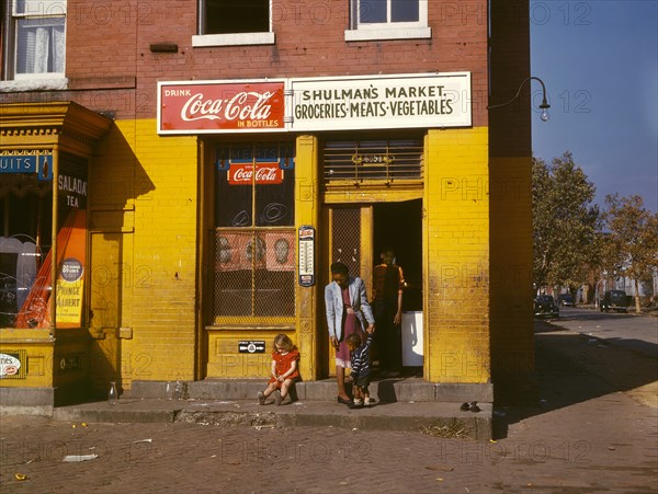 Shulman's Market, Southeast Corner of N Street and Union Street SW, Washington DC, USA, early 1940's, Louise Rosska for Farm Security Administration - Office of War Information