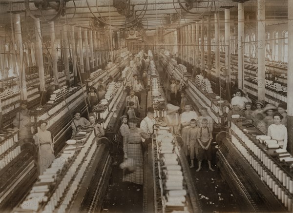 Spinning Room, Cotton Mill, Magnolia, Mississippi, USA, Lewis Hine for National Child Labor Committee, March 1911