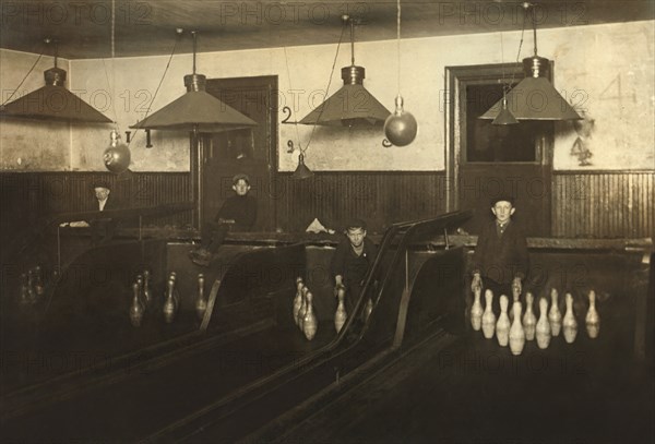 Pin-Boys Working in Bowling Alley at Night, Pittsburgh, Pennsylvania, USA, Lewis Hine for National Child Labor Committee, 1908