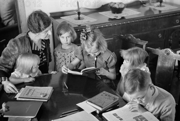 Children Being Home Schooled, Westmoreland Homesteads, Mount Pleasant, Pennsylvania, USA, Carl Mydans, U.S. Resettlement Administration, February 1936