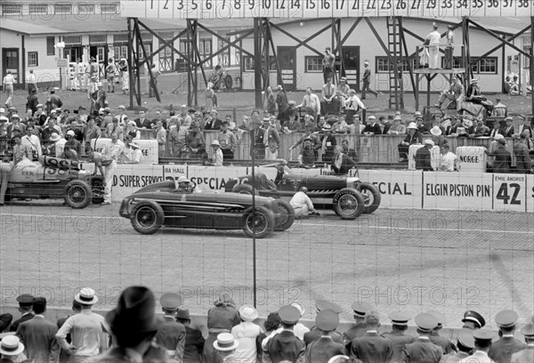 Automobile Race, Indianapolis, Indiana, USA, Arthur Rothstein for U.S. Resettlement Administration, May 1938