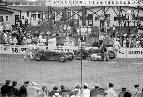 Automobile Race, Indianapolis, Indiana, USA, Arthur Rothstein for U.S. Resettlement Administration, May 1938