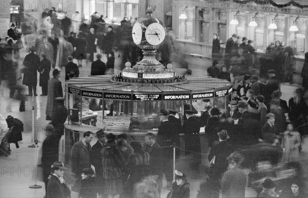 Grand Central Terminal, New York City, New York, USA, Office of War Information, December 1941