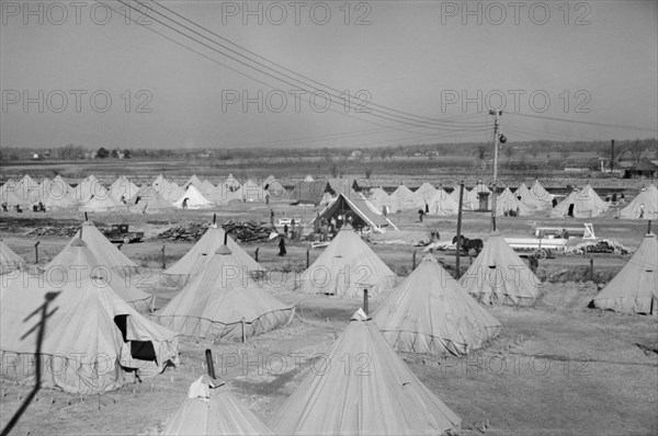 Tents for Flood Refugees, Forrest City, Arkansas, USA, Edwin Locke for U.S. Resettlement Administration, February 1937