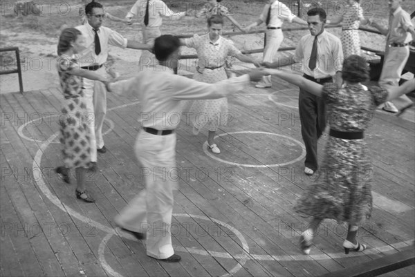 Square Dance, Skyline Farms, Alabama, USA, Ben Shahn, U.S. Resettlement Administration, 1937