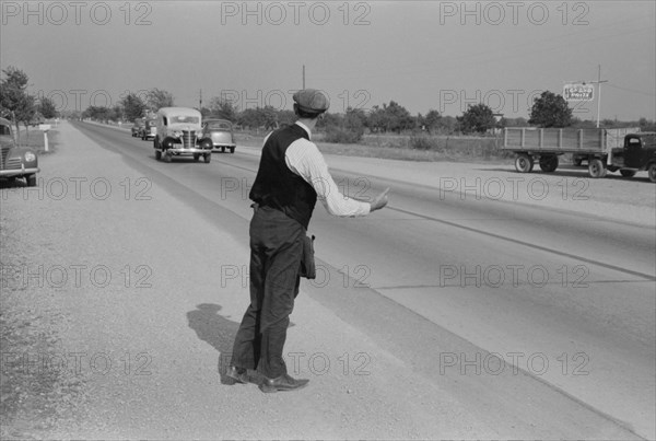 Hitchhiker at City Limits, Waco, Texas, USA, Russell Lee, Farm Security Administration, November 1939