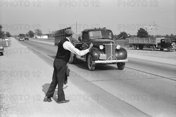 Hitchhiker at City Limits, Waco, Texas, USA, Russell Lee, Farm Security Administration, November 1939