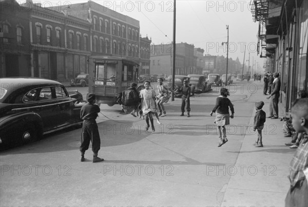 Children Jumping Rope, South Side, Chicago, Illinois, USA, Russell Lee, Farm Security Administration, April 1941