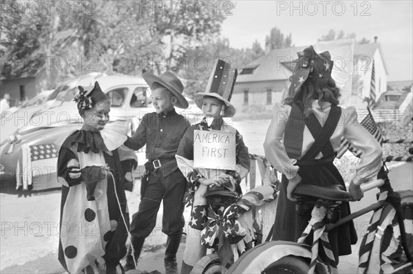 Bicycle Riders in Fourth of July Parade, Vale, Oregon, USA, Russell Lee, Farm Security Administration, July 1941