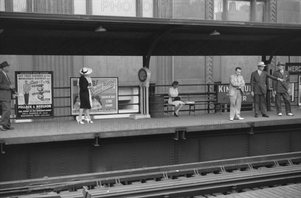 People Waiting on Platform for Elevated Train, Merchandise Mart Station, Chicago, Illinois, John Vachon, Farm Security Administration, July 1941