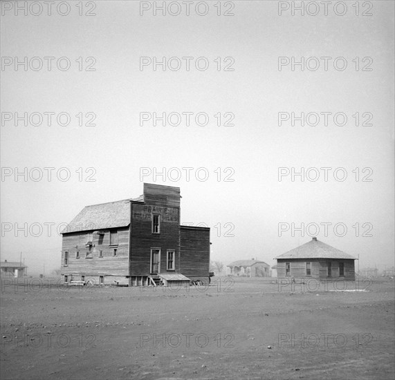 Dust Storm, Boise City, Oklahoma, USA, Arthur Rothstein, Farm Security Administration, April 1936