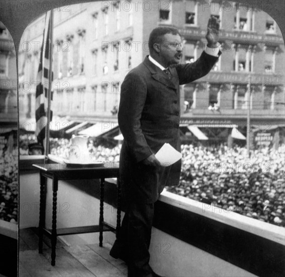 Theodore Roosevelt Delivering Speech, Providence, Rhode Island, USA, 1902