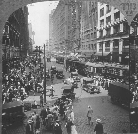 State Street, Chicago, Illinois, USA, Single Image of Stereo Card, circa 1912