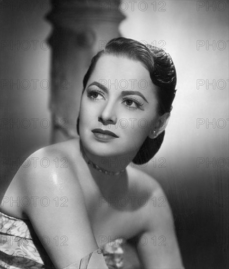 Olivia de Havilland, Studio Portrait, 1945