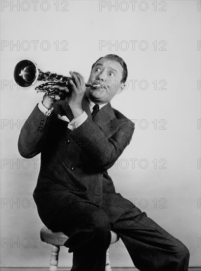 Jack Benny, Portrait, On-Set of the Film, The Horn Blows at Midnight, 1945