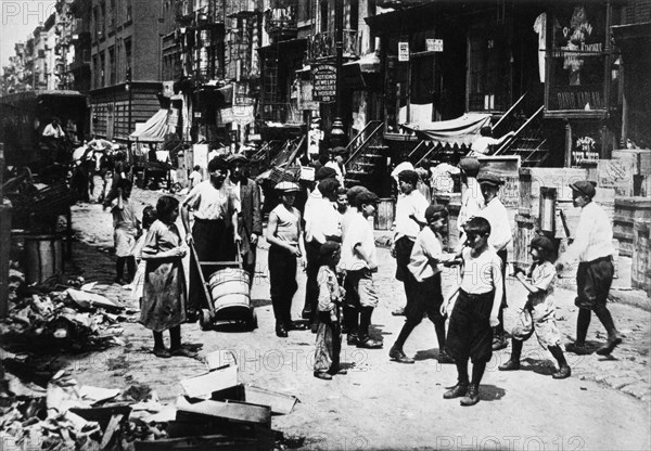 Children on Lower East Side Street, New York City, USA, 1911