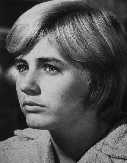 Patty Duke, On-Set of the Film, "Billie",  1965