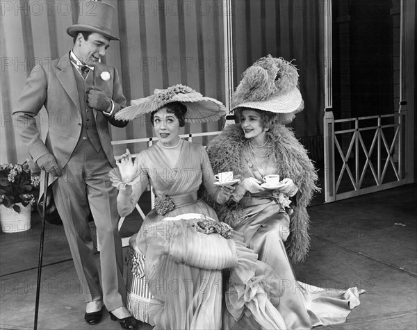 John Michael King, Julie Andrews and Cathleen Nesbitt, "My Fair Lady", Broadway, New York City, 1956