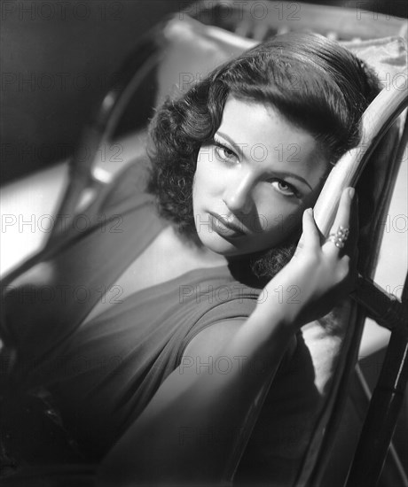 Gene Tierney on-set of the Film, Laura, 1944