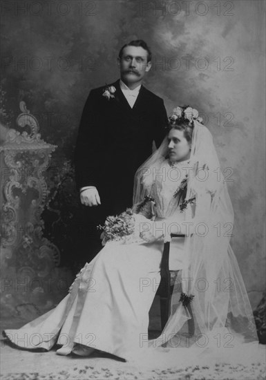 Wedding Couple, Portrait, Chicago, Illinois, USA, circa 1905