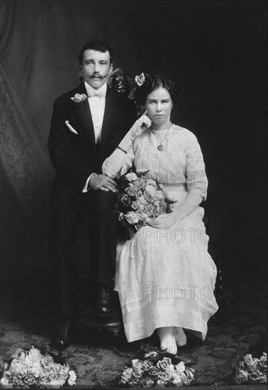 Wedding Couple, Portrait, Chicago, Illinois, USA, circa 1920