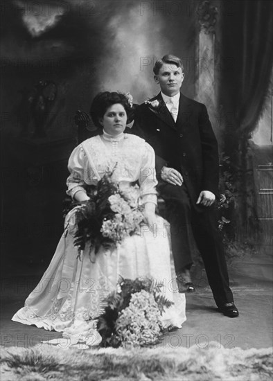 Wedding Couple, Portrait, Chicago, Illinois, USA, circa 1915