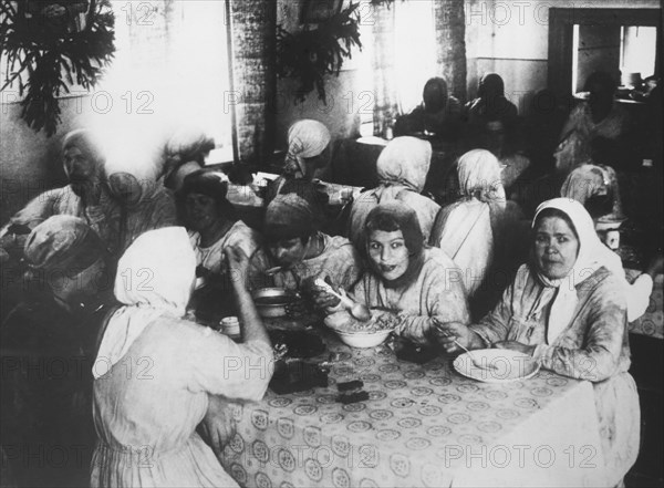 Women Factory Workers Eating in Lunchroom, Soviet Union, 1928