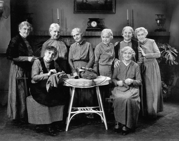 (Standing) Tempe Pigott, Margaret Mann, Emma Tansey, Effie Ellsler, May Robson & Ida Lewis (Standing), Clara Bracy &Edith Yorke (Seated), on-set of the Film, "If I had a Million", 1932