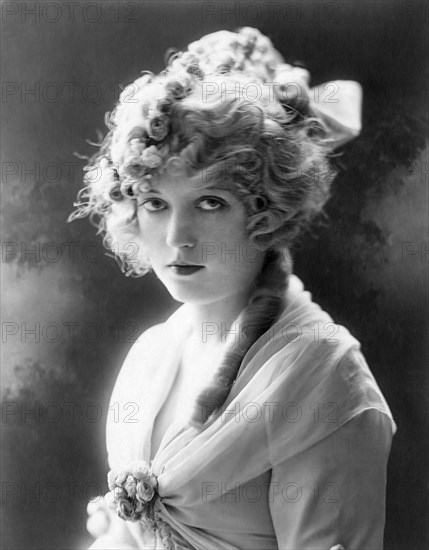 Marion Davies, American, Actress, portrait, circa 1920