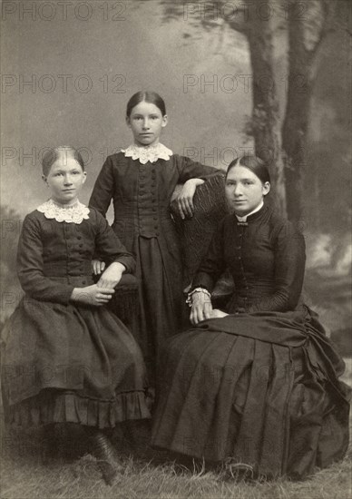 Teenage Girl with Two Younger Girls with Lace Collars, Portrait, circa 1900