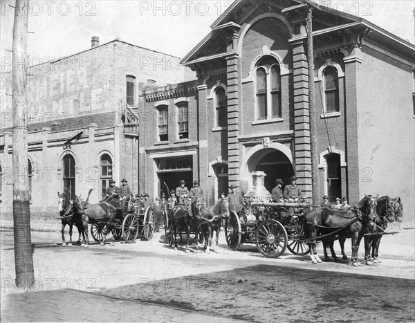 Three Horse-Drawn Fire Engines, St. Paul, Minnesota, USA, Postcard, 1907