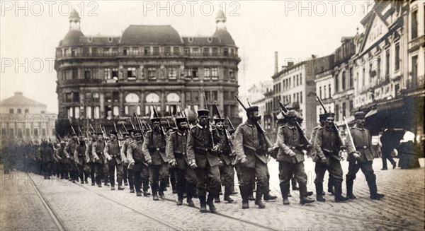 German Troops Marching in Brussels, Belgium, WWI Postcard, circa 1914