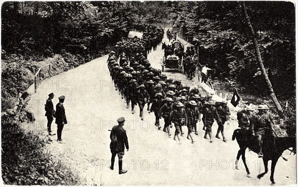 American Troops Marching, "Yanks Going into Action, France", WWI Postcard, circa 1917