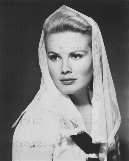 Jo Morrow, publicity portrait for the film, "Our Man in Havana", 1959