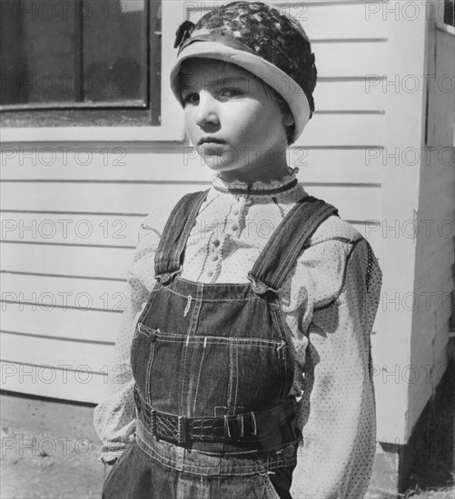 Tatum O'Neal, on-set of the Film "Paper Moon", 1973