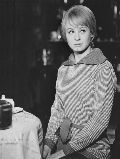 Sarah Miles, on-set of the Film "Term of Trial", 1962