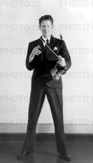 Rudy Vallee, Portrait late 1920's