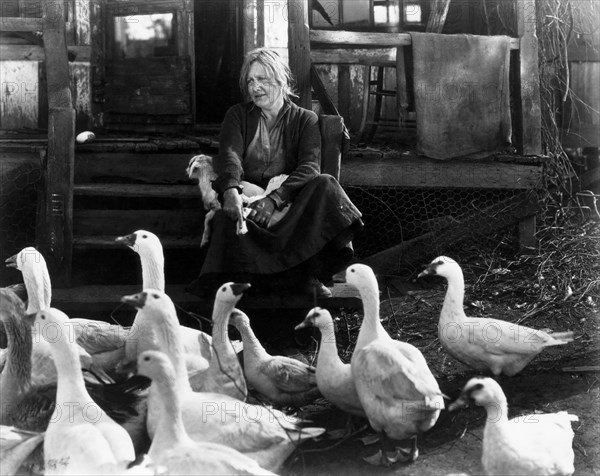 Louise Dresser, on-set of the Silent Film "The Goose Woman", 1925