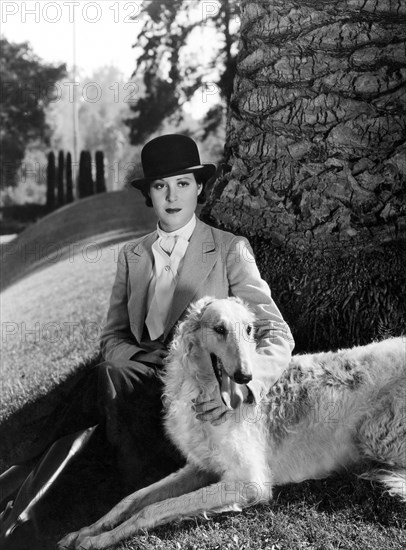 Kitty Carlisle, on-set of the Film "Here is my Heart", 1934