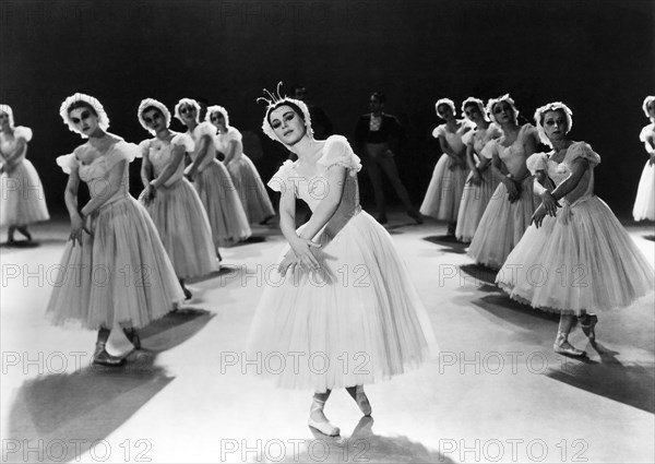 Maj-Britt Nilsson, on-set of the Film "Illicit Interlude" (aka Summer Interlude, Sommarlek), 1951