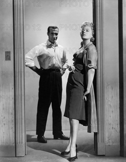 Ricardo Montalban, Shelley Winters, on-set of the Film "Let No Man Write My Epitaph", 1960