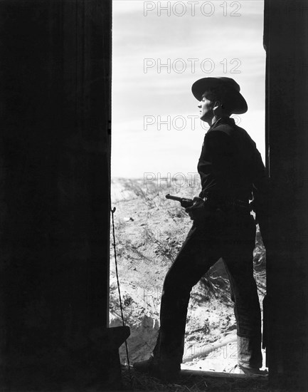 Victor Mature, on-set of the Film "My Darling Clementine", 20th Century Fox, 1946
