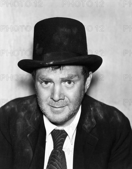 Thomas Mitchell, Portrait, on-set of the Film "Stagecoach", 1939