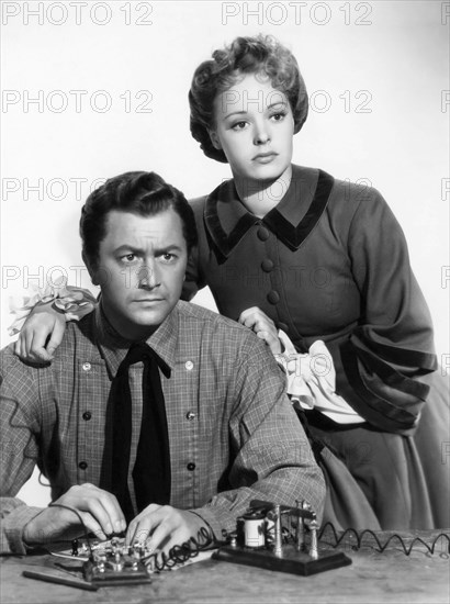 Robert Young, Virginia Gilmore, on-set of the Film "Western Union", 20th Century Fox, 1941