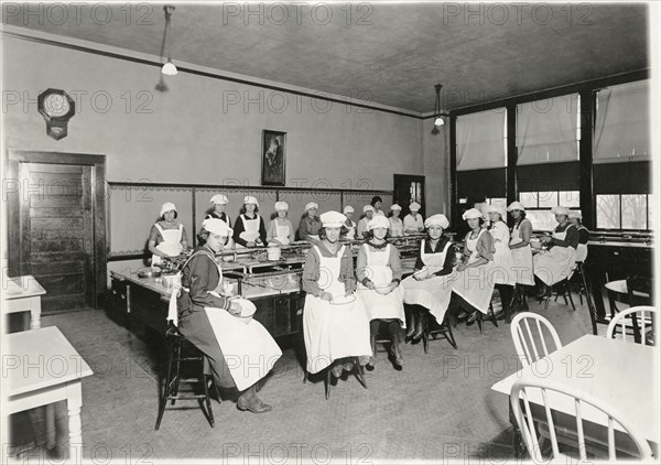 Teenage Girls in Home Economics Class, USA, circa 1902