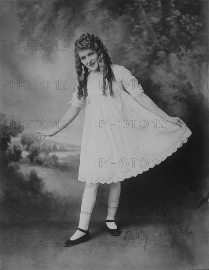 Actress Mary Pickford, Portrait, 1919