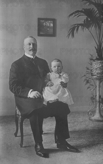 Prince Henry of the Netherlands, Prince Consort through his Marriage to Queen Wilhelmina, with Princess Juliana, Portrait, 1909