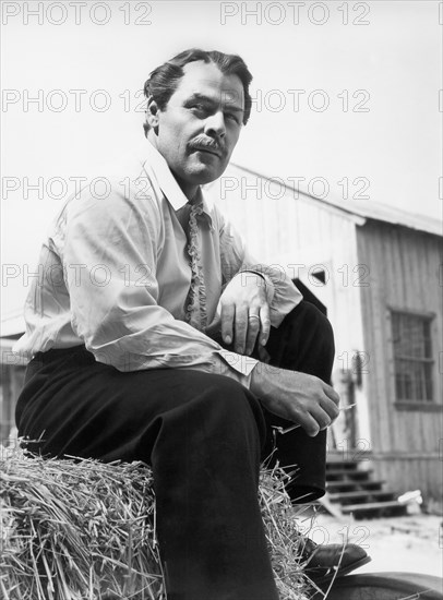 Brian Donlevy, on-set of the Film, Brigham Young", 20th Century-Fox, 1940