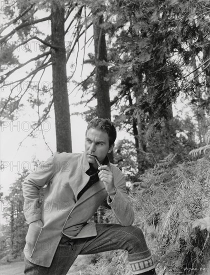 Actor Henry Wilcoxon, Publicity Portrait Smoking Pipe, Paramount Pictures, 1934